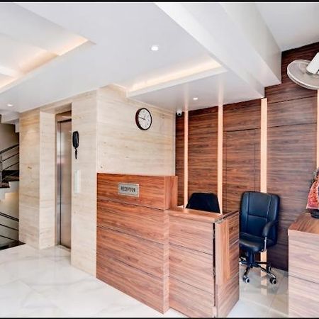 Triton Inn Lucknow Exterior photo